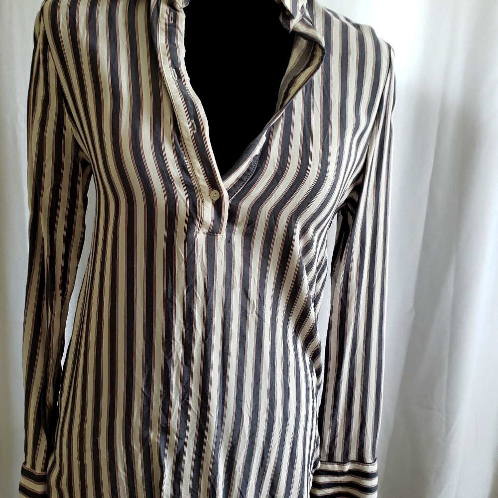 Fitted blouse